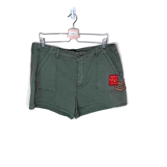 American Eagle Outfitters Pants - American Eagle Vintage High-Rise Shorts Size 18